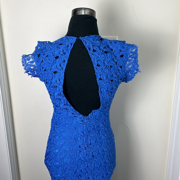 Zara Royal Blue Guipure Lace Embroidery Chic Midi Dress Size Small - Picture 15 of 16